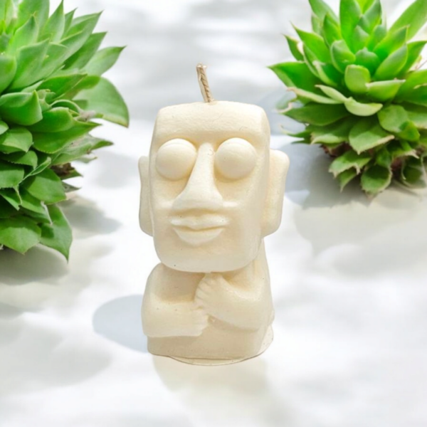 Baby Moai 1
